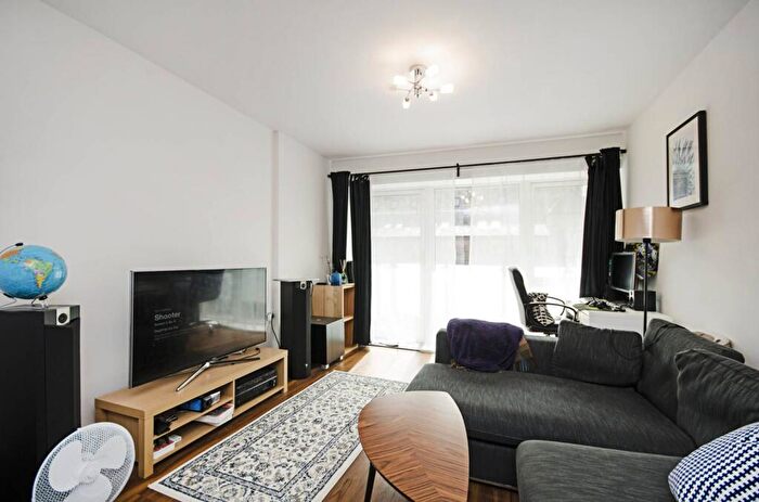 1 Bedroom Flat To Rent In Loudoun Road, St John's Wood, London, NW8