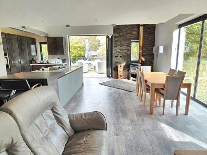 3 Bedroom Detached House For Sale In Arncliffe, Skipton, BD23