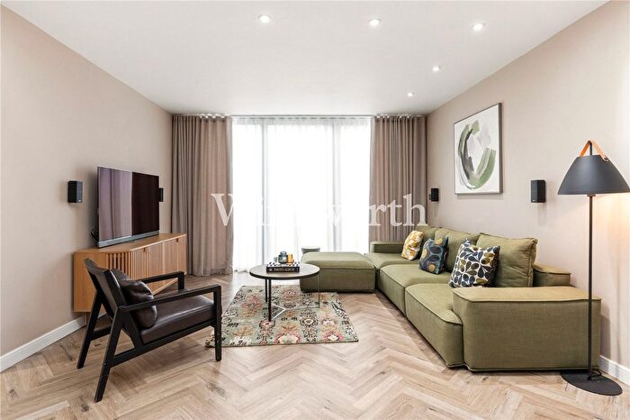 3 Bedroom Detached House For Sale In Park Road, London, N15