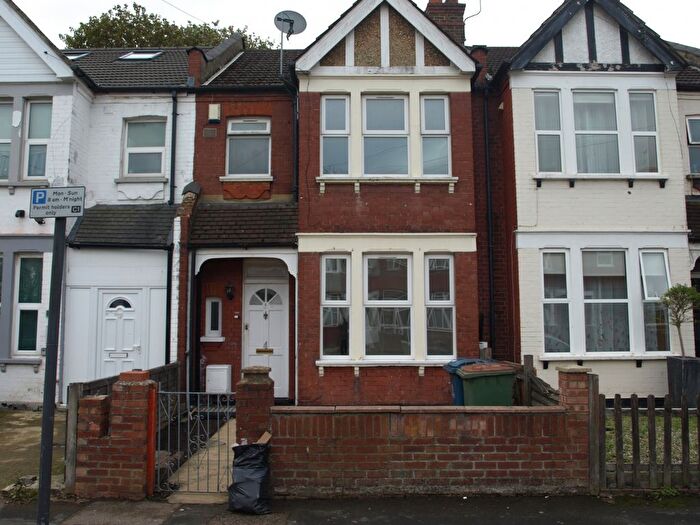 3 Bedroom Terraced House For Sale In Wealdstone, HA3