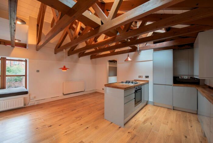 2 Bedroom House To Rent In St. James' Terrace Mews, St. Johns Wood, London, NW8
