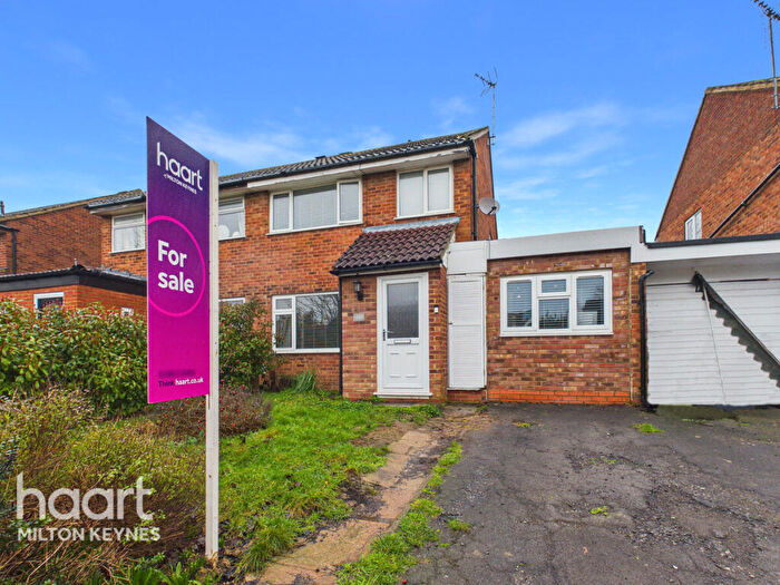 3 Bedroom Semi Detached House For Sale In Wallingford, Milton Keynes, MK13