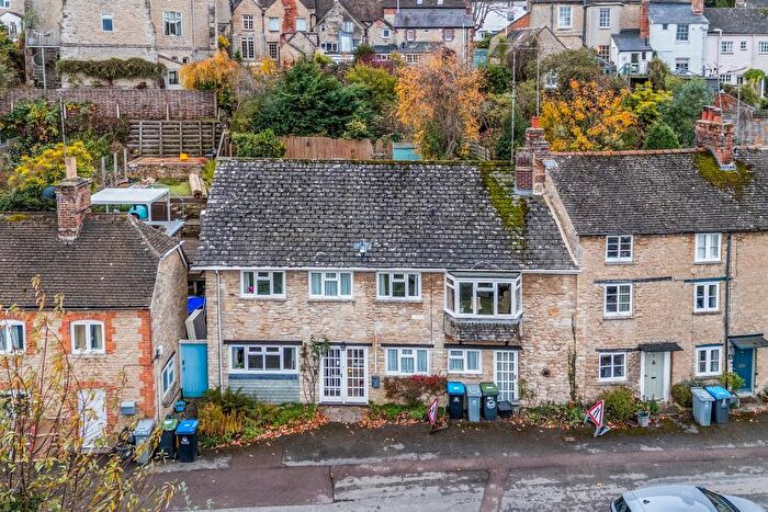 4 Bedroom End Of Terrace House For Sale In Woodstock, Oxfordshire, OX20