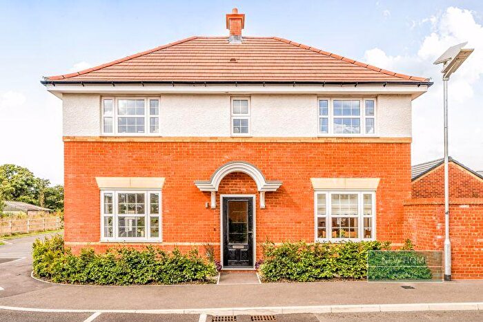 4 Bedroom Detached House For Sale In Winnow Close, Wimborne, BH21