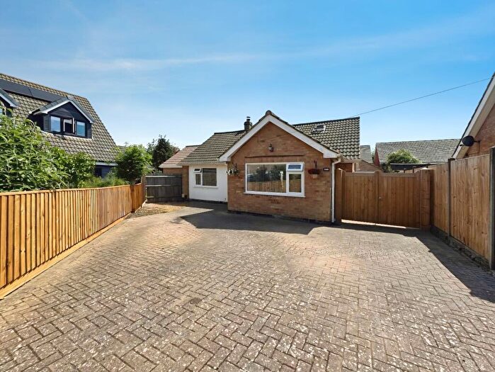 3 Bedroom Detached Bungalow For Sale In Welbeck Close, Blaby, Leicester, LE8