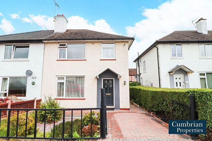 3 Bedroom Semi Detached House For Sale In Lingmoor Way, Harraby, Carlisle, CA1