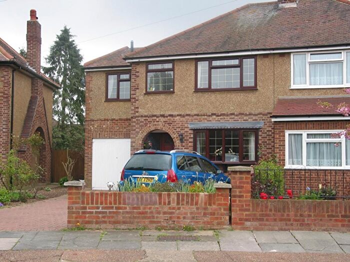 4 Bedroom Semi-Detached House To Rent In Gilmore Crescent, Ashford, TW15