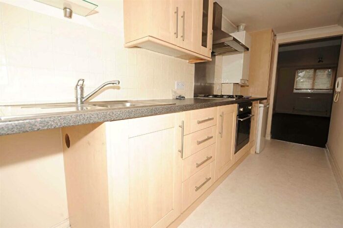 1 Bedroom Flat To Rent In Angel Lane, Wellingborough, NN8