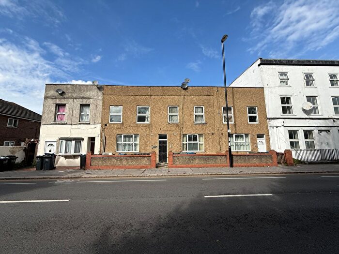 6 Bedroom Property For Sale In Sumner Road, Croydon, Greater London, CR0