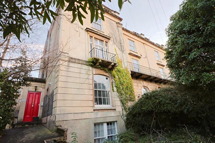 2 Bedroom Apartment To Rent In Garden Flat, Aberdeen Road, Bristol, BS6