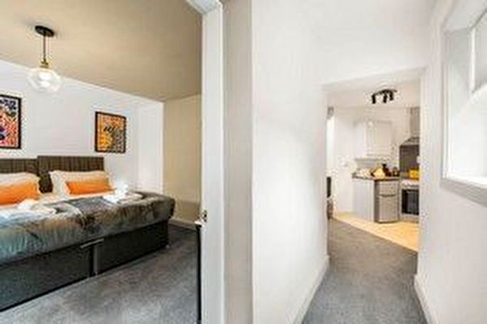 1 Bedroom Flat To Rent In Market Place, Market Rasen, LN8