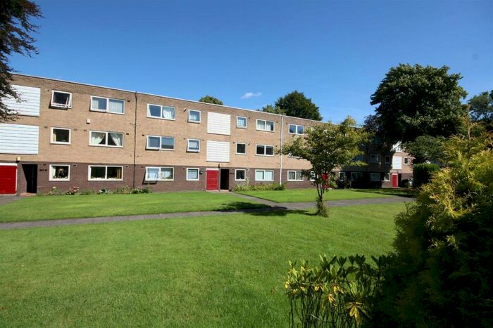 2 Bedroom Flat To Rent In Cloverley, Brooklands Road, Brooklands, M33