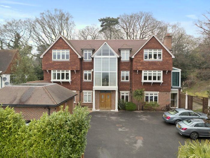6 Bedroom Detached House To Rent In Southwood Avenue, Kingston Upon Thames, Surrey, KT2