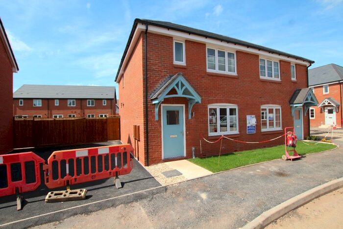 3 Bedroom Semi-Detached House To Rent In Coppice Road, Branston, Burton-On-Trent, DE13