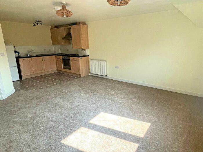 1 Bedroom Detached House To Rent In Station Road, Taunton, TA1