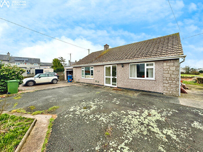 2 Bedroom Bungalow For Sale In Rhos Alaw, Llanfachraeth, Anglesey, LL65