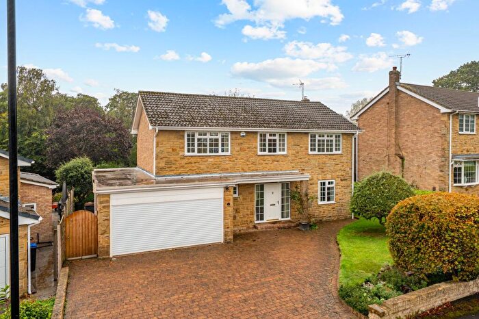 4 Bedroom Detached House For Sale In Rossett Beck, Harrogate, HG2