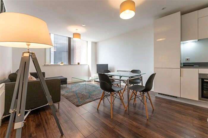 1 Bedroom Apartment To Rent In Broadway Residence, Broad Street, B15