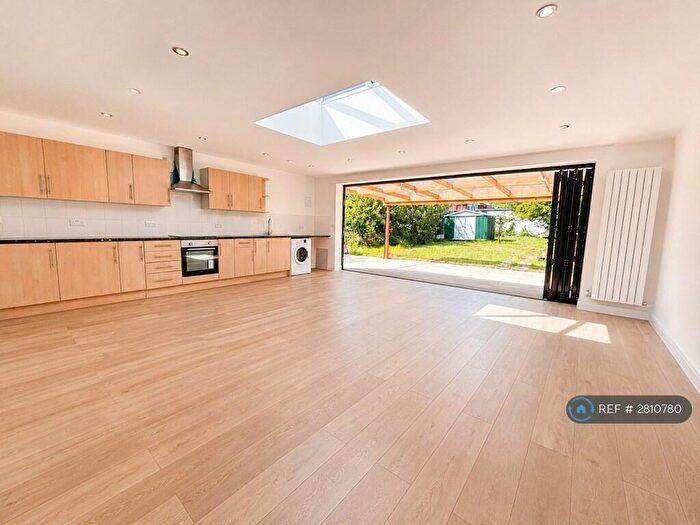 4 Bedroom Semi Detached House To Rent In Stag Lane, Edgware, HA8