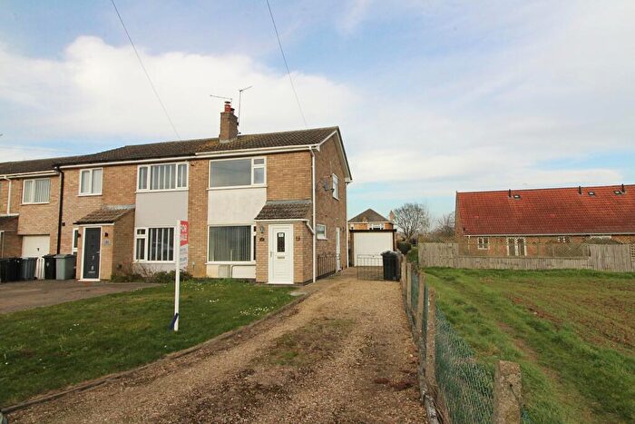 2 Bedroom Semi-Detached House For Sale In Cloven Ends, Langtoft, PE6