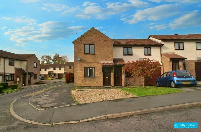 2 Bedroom End Of Terrace House To Rent In Painters Way, Two Dales, DE4