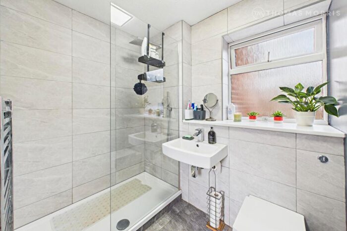 2 Bedroom Maisonette For Sale In Saffron Court, Biggleswade, Bedfordshire, SG18