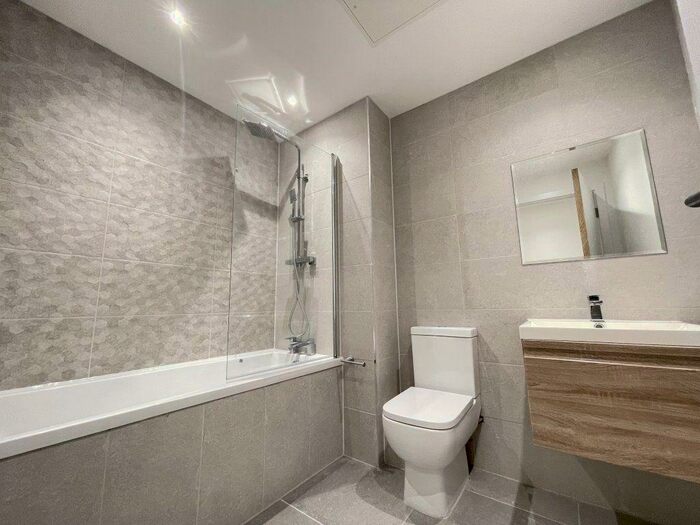 2 Bedroom Apartment To Rent In Aspect Point, Wentworth Street, Peterborough, PE1