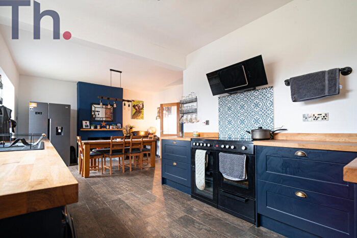 3 Bedroom Semi-Detached House For Sale In Newport, Isle Of Wight, PO30