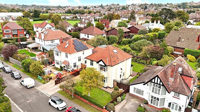 5 Bedroom Detached House For Sale In West Dene, Bristol, BS9