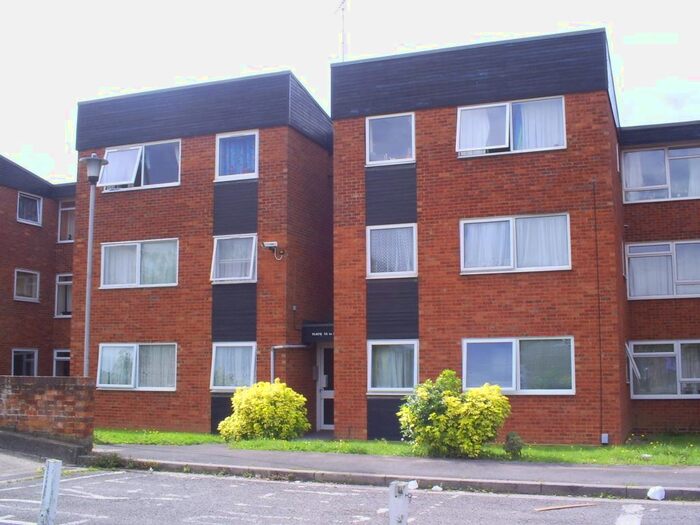 2 Bedroom Flat To Rent In Shinfield Road, Reading, RG2