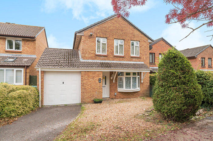 3 Bedroom Detached House For Sale In Primrose Way, Locks Heath, Hampshire, SO31