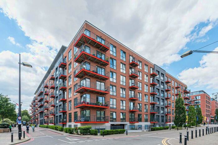 2 Bedroom Flat To Rent In Major Draper Street, Woolwich, London, SE18