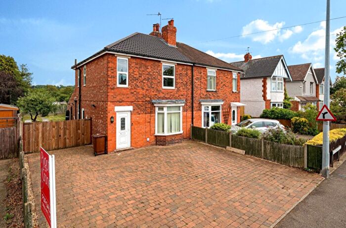 3 Bedroom Semi Detached House For Sale In Boultham Park Road, Lincoln, LN6
