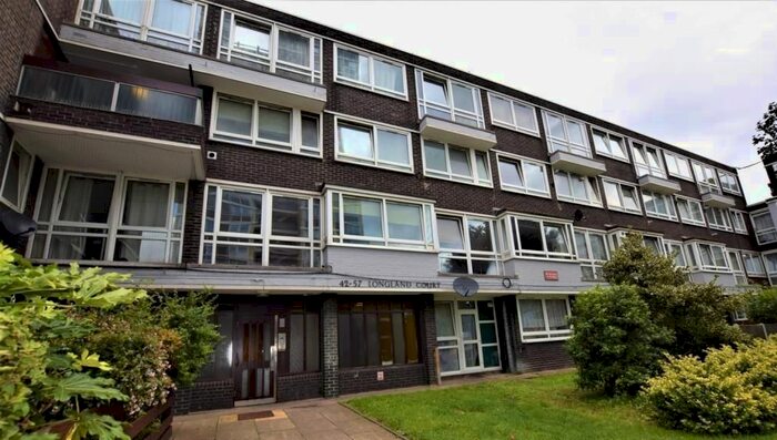3 Bedroom Flat To Rent In Rolls Road, Bermondasy, London, SE1
