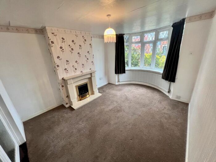 3 Bedroom House To Rent In Silverdale Close, Coventry, CV2