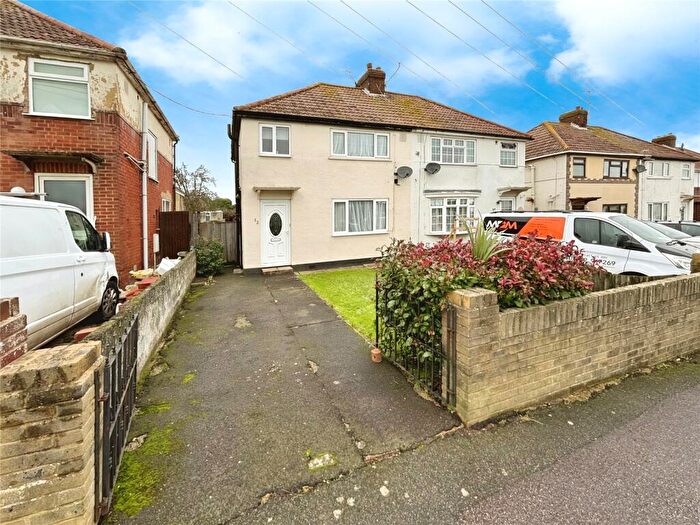 3 Bedroom Semi-Detached House To Rent In Cavell Square, Deal, Kent, CT14