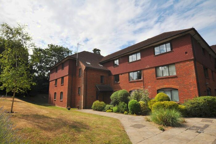 2 Bedroom Flat To Rent In Culver House, Boxgrove Road, Guildford, GU1