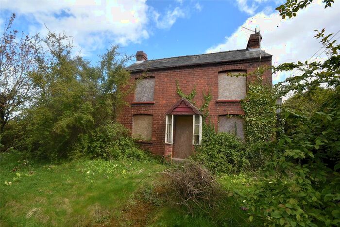3 Bedroom Detached House For Sale In Hook Bank, Hanley Castle, Worcester, Worcestershire, WR8