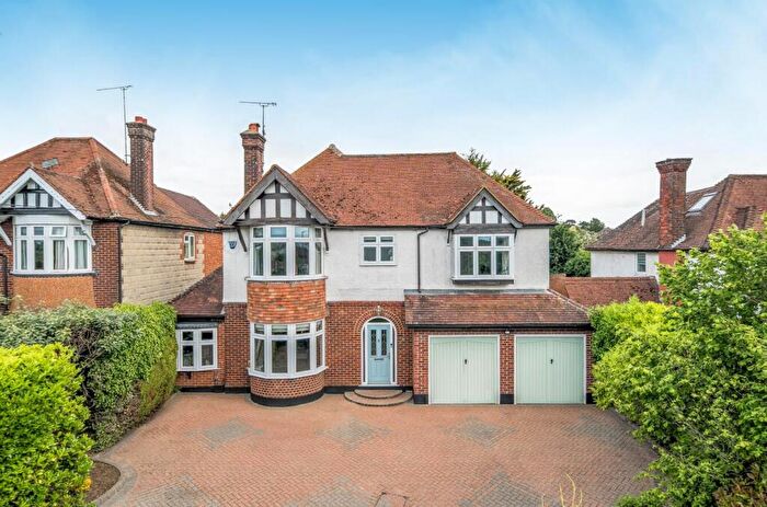 5 Bedroom Detached House For Sale In Handsome S Detached Family Home - Bearsted, ME14