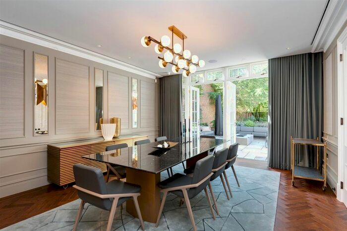 7 Bedroom Detached House To Rent In Ingram Avenue, Kenwood, NW11