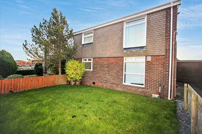 2 Bedroom Flat To Rent In Falmouth Walk, Parkside Dale, Cramlington, NE23