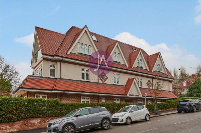 2 Bedroom Flat To Rent In Annabel Court, A Hodford Road, London, NW11