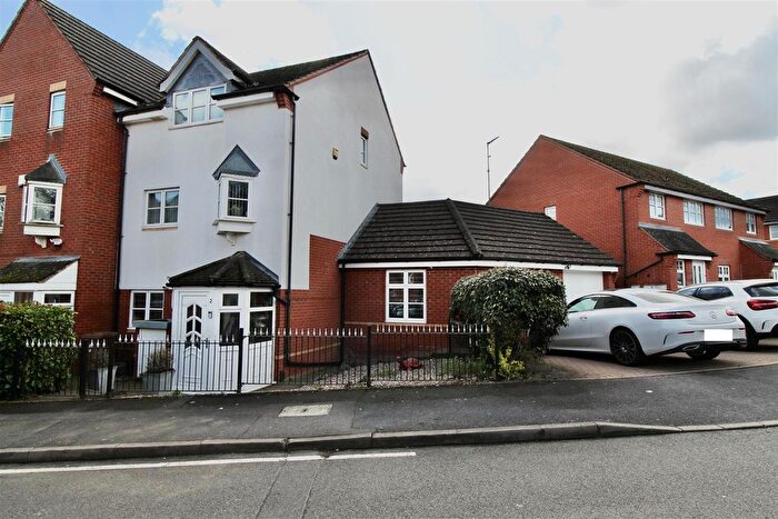 4 Bedroom End Terrace House For Sale In Wavers Marston, Marston Green, Birmingham, B37