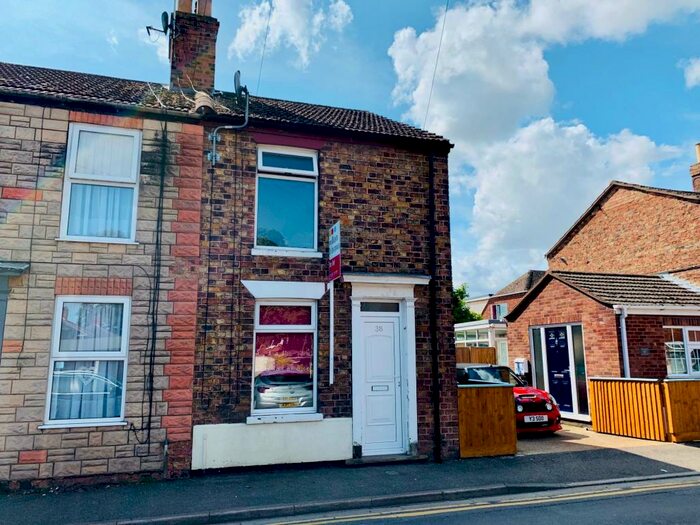 2 Bedroom House To Rent In Castle Street, Boston, PE21