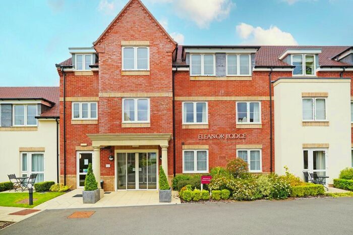2 Bedroom Apartment For Sale In Station Road, Knowle, B93
