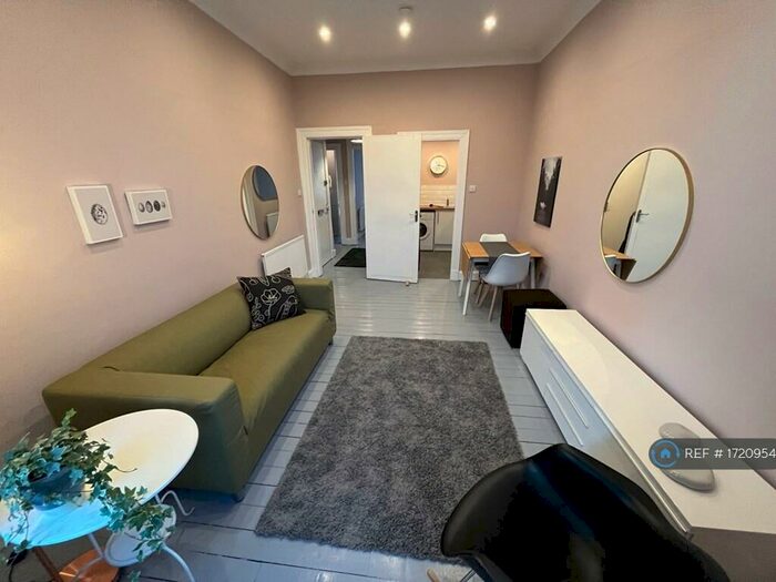 1 Bedroom Flat To Rent In Allison Street, Glasgow, G42