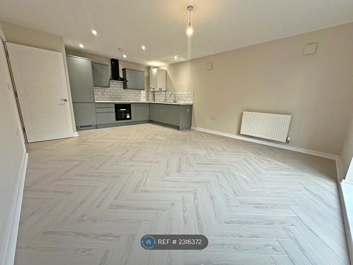 1 Bedroom Flat To Rent In Waterloo Street, Maidstone, ME15