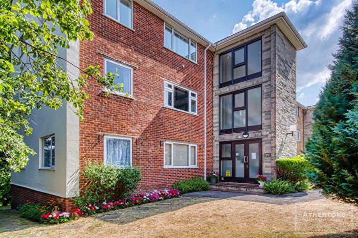 2 Bedroom Flat For Sale In Portswood Drive, Redhill Court Portswood Drive, BH10