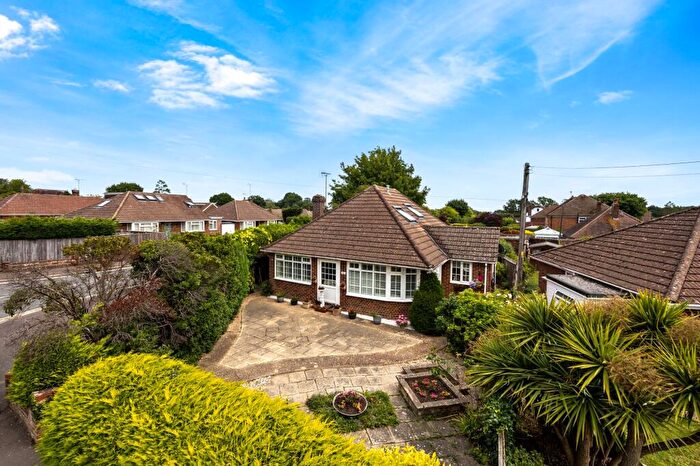 4 Bedroom Chalet For Sale In Mill Road, Burgess Hill, RH15