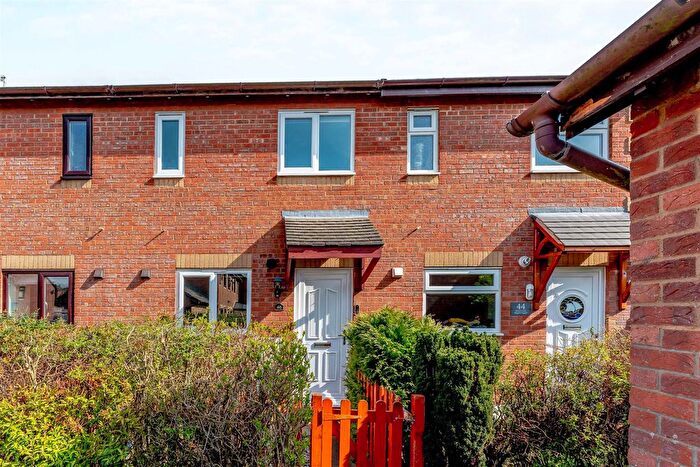 2 Bedroom Terraced House For Sale In Barkus Close, Southam, CV47